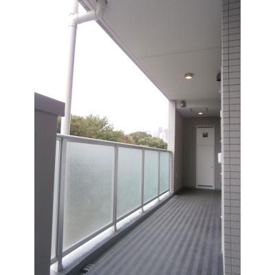 バルコニー　バルコニー※別部屋参考写真