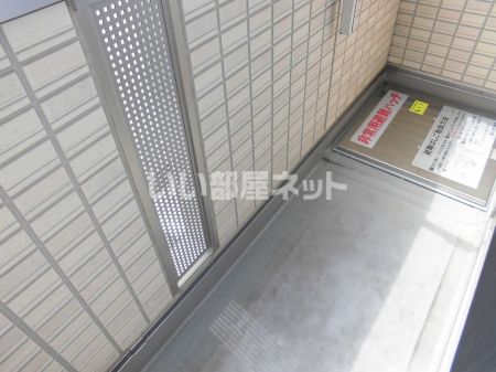 【オッツ金屋元町のバルコニー】