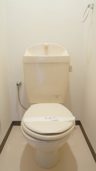 トイレ　ペアーコート泉佐野　室内