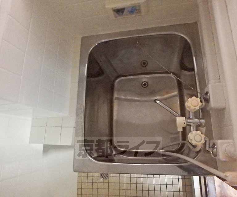 バス・シャワールーム　バスタブです。