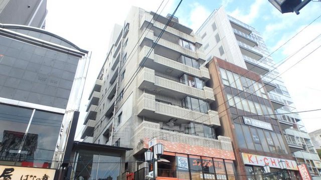 U residence 京都三条の建物外観