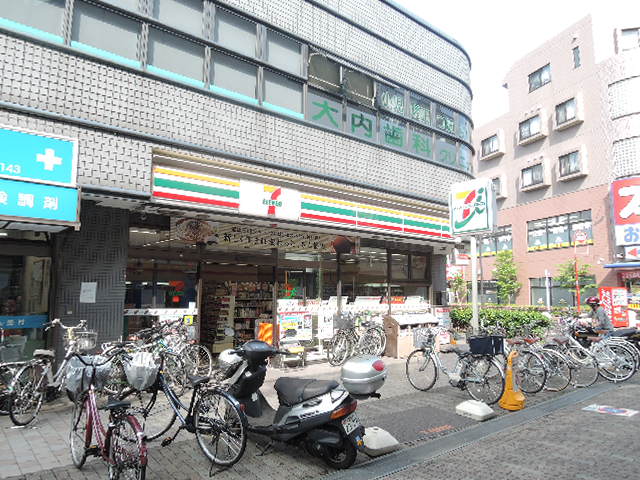 コンビニ　セブンイレブン練馬高野台駅前店（コンビニ）まで258m