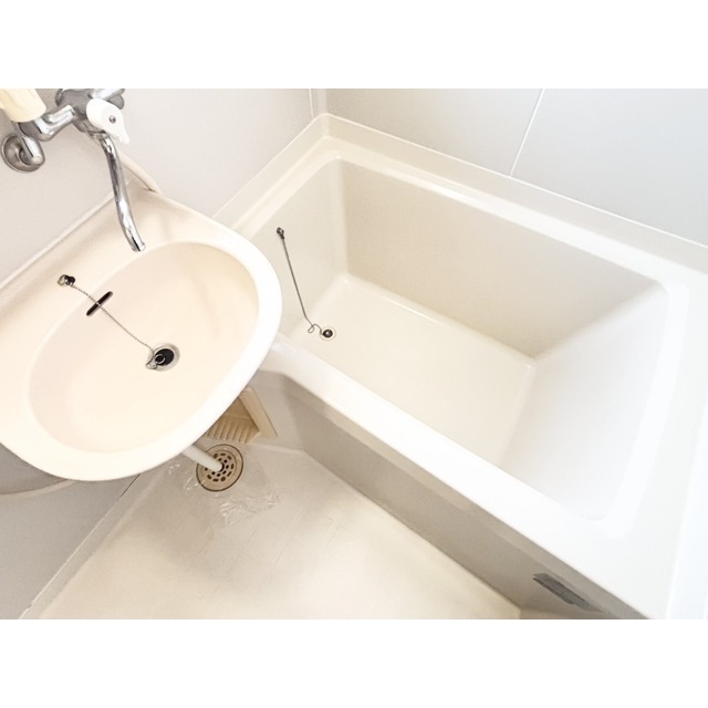 バス・シャワールーム　バス