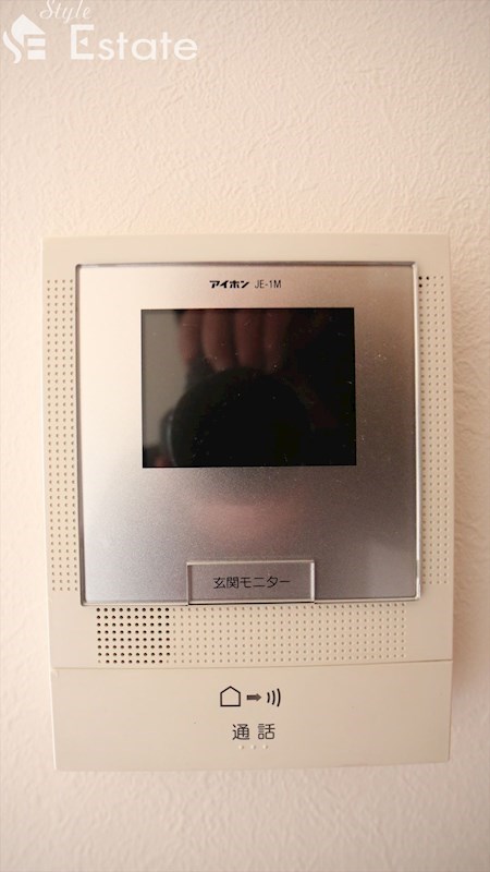 セキュリティ　モニター付きインターホン
