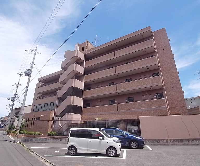 京都市左京区田中北春菜町のマンションの建物外観