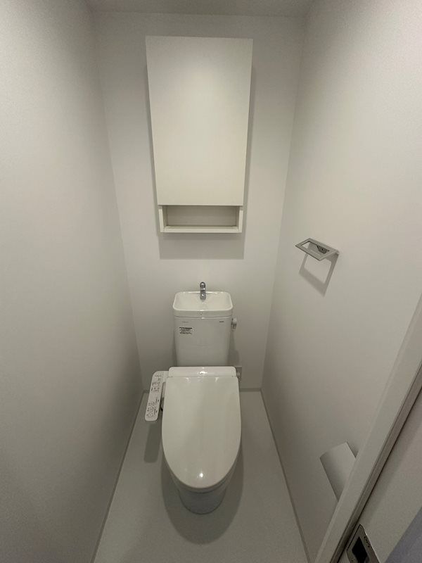 トイレ　別号室参考写真