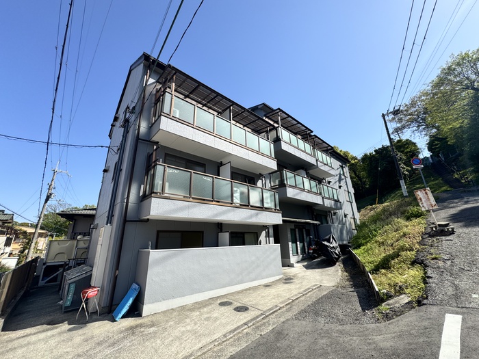 仁川ロイヤルハイツの外観
