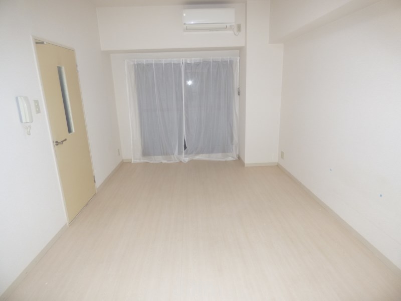 居室・リビング　※同タイプの他のお部屋です