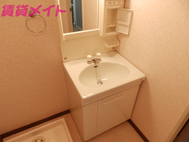 洗面設備　同物件別部屋写真