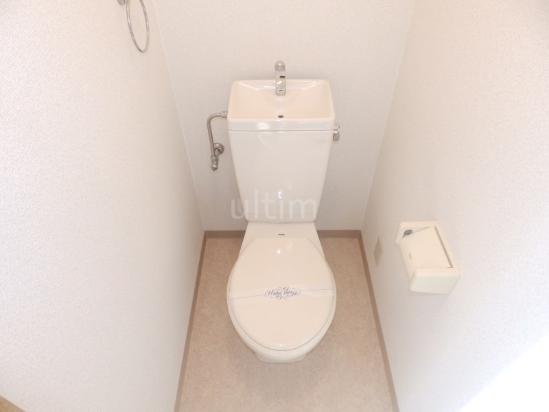 トイレ　※同タイプの他のお部屋です