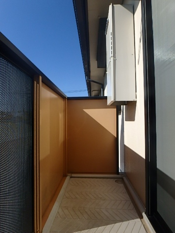 バルコニー　図面と現状に相違がある場合には現状を優先