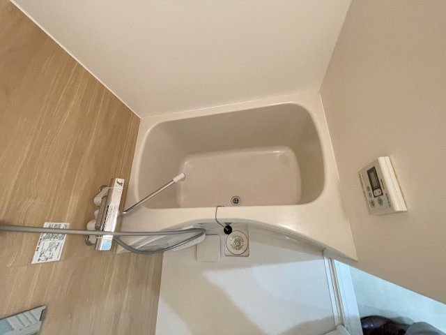 バス・シャワールーム　お風呂で日々の疲れを落としましょう