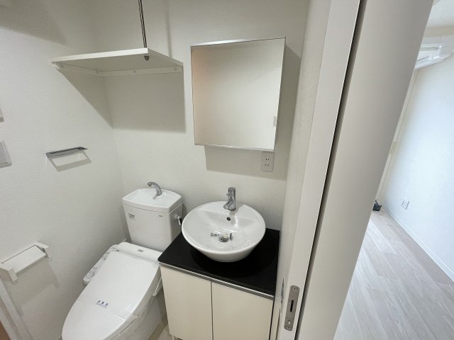 洗面設備　スペースが確保できる洗面所です