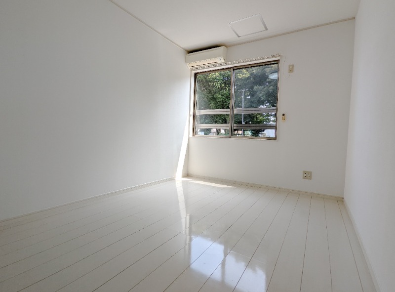 居室・リビング　図面と現状に相違がある場合には現状を優先