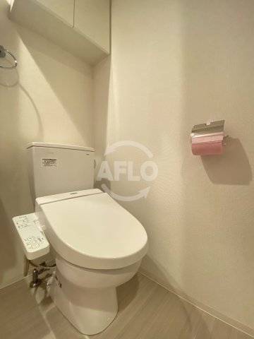 トイレ　SERENiTE福島scelto（セレニテ福島シェルト）トイ