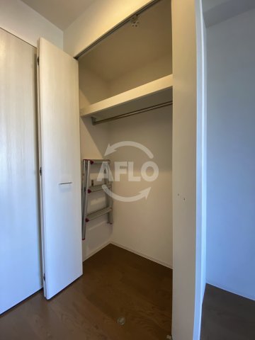 収納　SERENiTE福島scelto（セレニテ福島シェルト）クロ