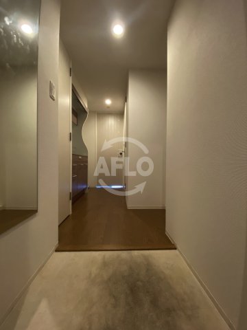 玄関　SERENiTE福島scelto（セレニテ福島シェルト）玄関