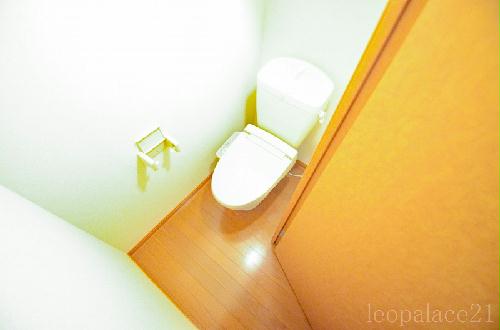 トイレ　バス・トイレ別で快適