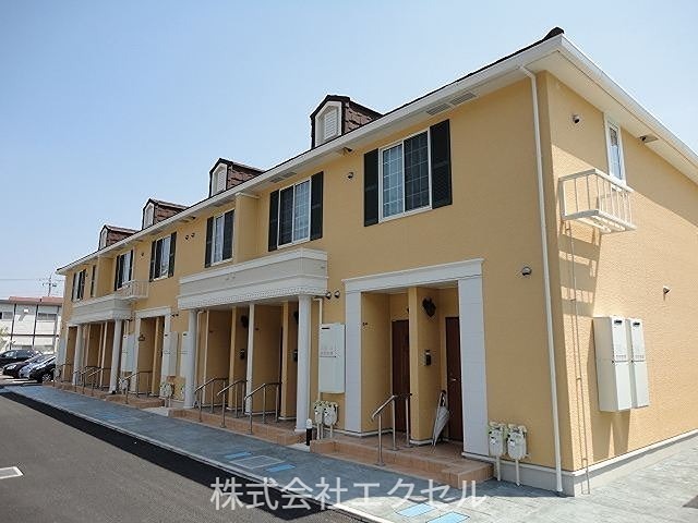 建物外観　甲州街道駅徒歩８分で交通便利なお部屋です。