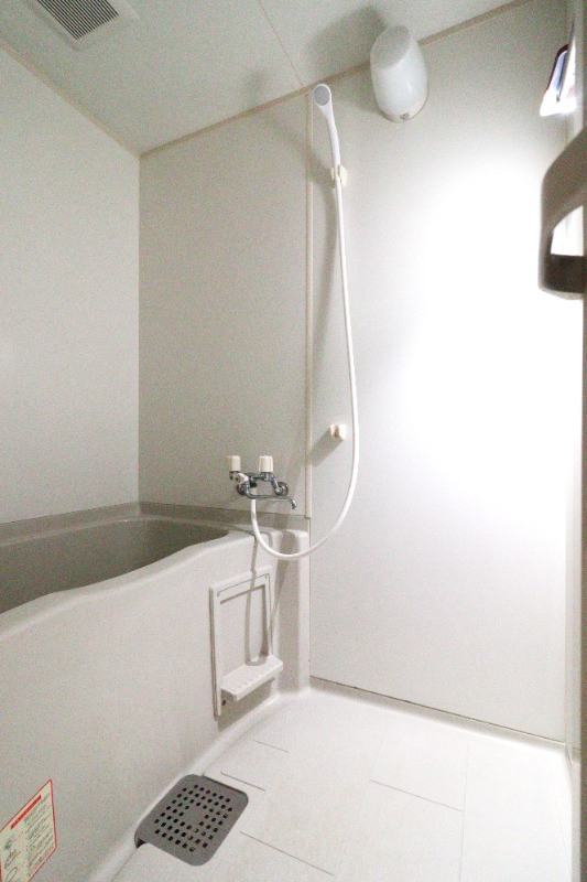 バス・シャワールーム　図面と現状に相違がある場合には現状を優先