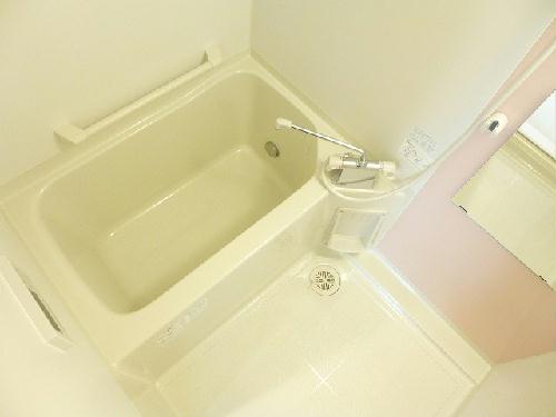 バス・シャワールーム　浴室換気乾燥機＆追炊き機能付き♪