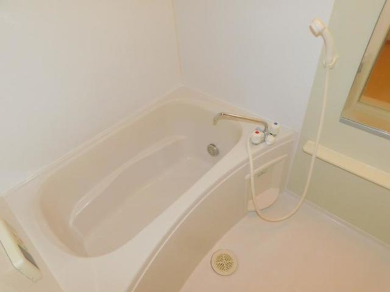 バス・シャワールーム　図面と現状に相違がある場合には現状を優先