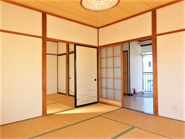 コーポファミリーの居間写真