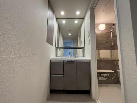 洗面設備　洗髪洗面化粧台