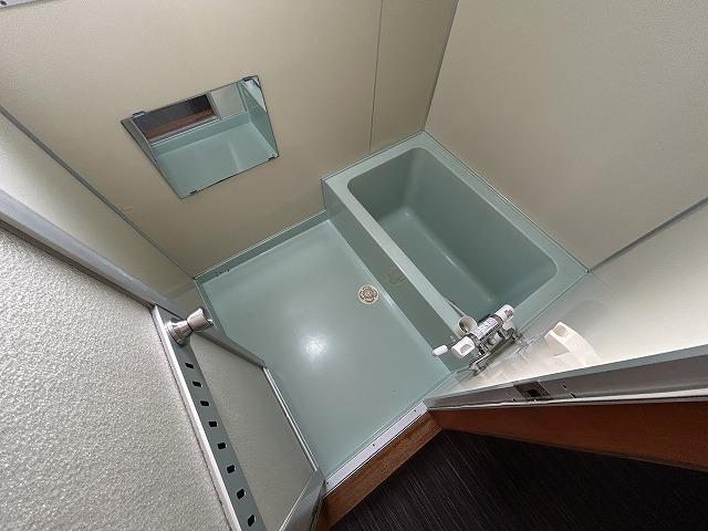 バス・シャワールーム　浴室