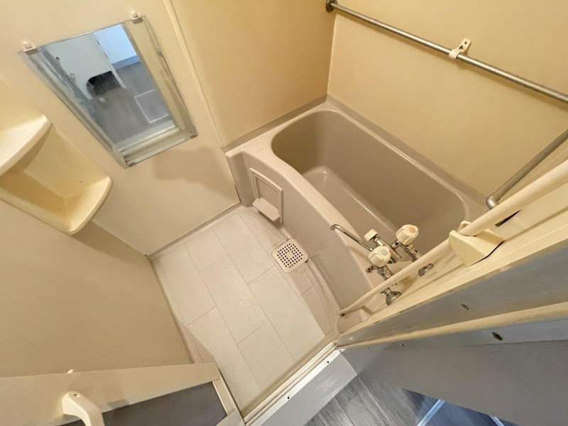 バス・シャワールーム　浴室
