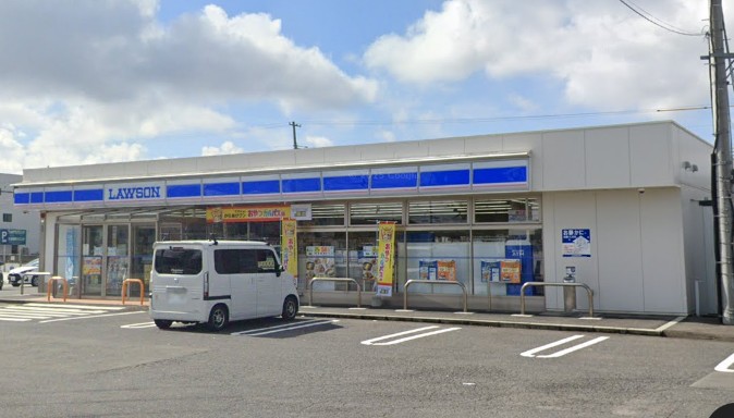 コンビニ　ローソン山形城西町五丁目店（コンビニ）まで836m
