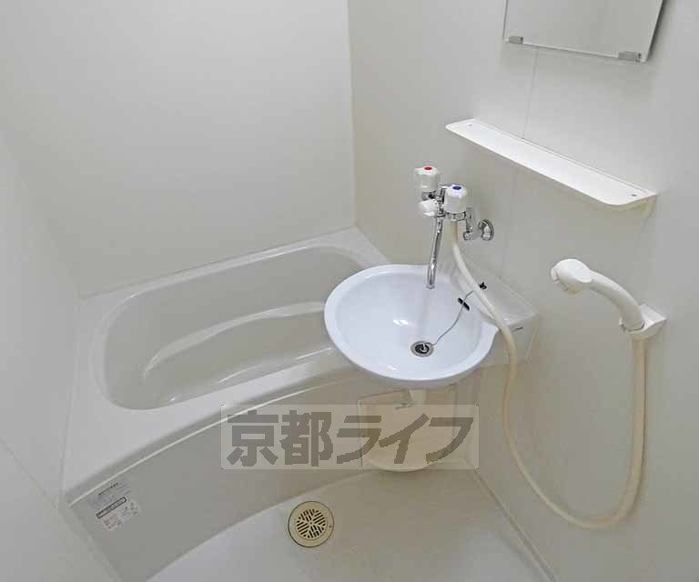 ヌフジャラン御前の風呂写真