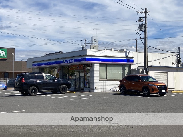 コンビニ　ローソン岐阜六条南店（コンビニ）まで683m