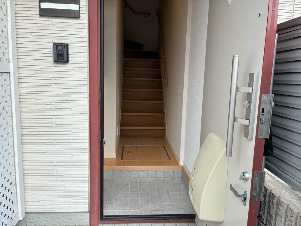 玄関　玄関です。