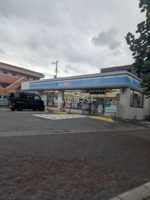 コンビニ　ローソン　千葉作草部店（コンビニ）まで583m