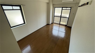 居室・リビング　エアコン付きで初期費用を抑えたい方にもおすすめです。