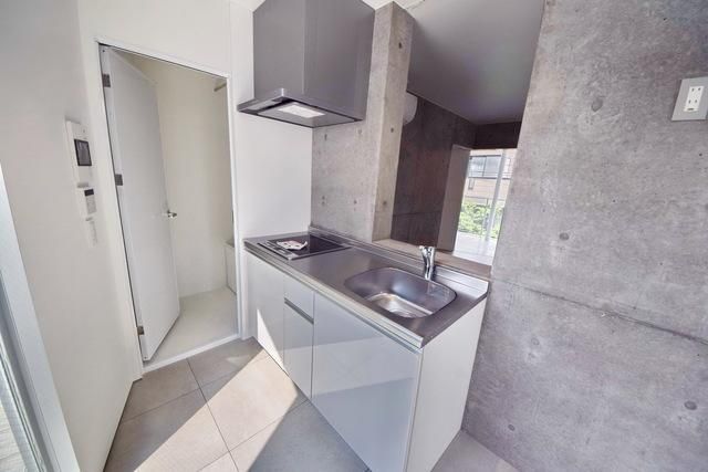 キッチン　★2口IHコンロつきのシステムキッチン★