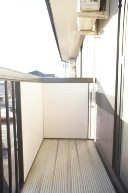 バルコニー　図面と現状に相違がある場合には現状を優先