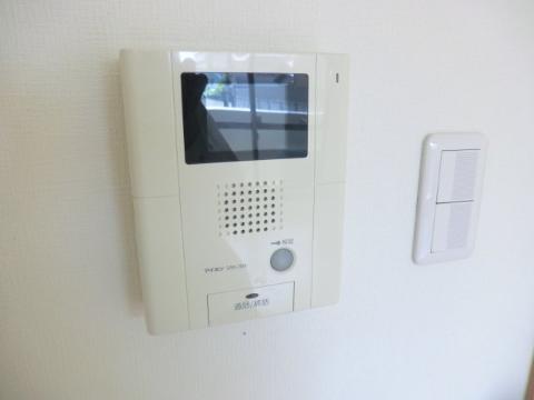 リブェール南茨木　セキュリティ　カメラ付インターホン