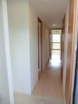 リブェール南茨木　玄関　玄関