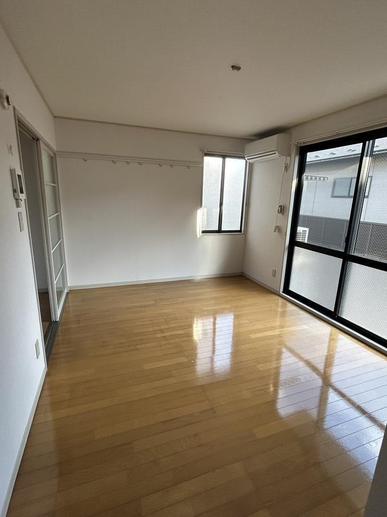 居室・リビング　7.5帖