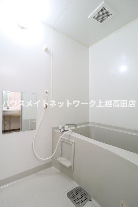 バス・シャワールーム　浴室
