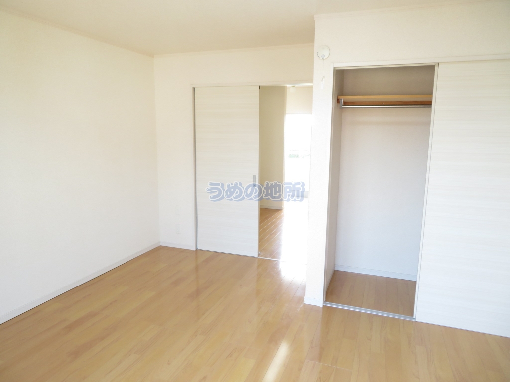 居室・リビング　洋室２