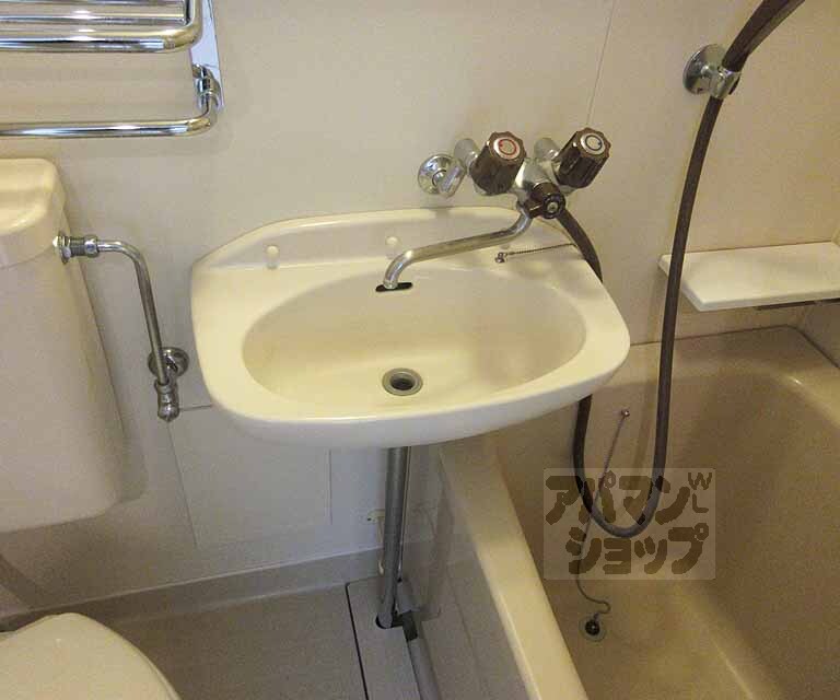洗面設備　ユニットバス。