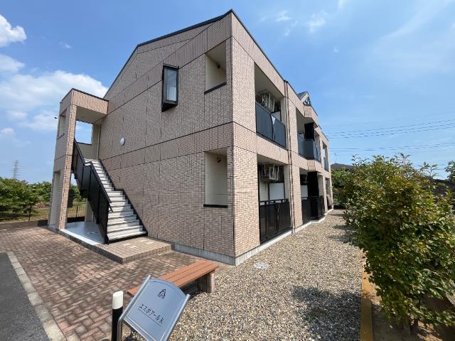 建物外観　外観写真（昼）