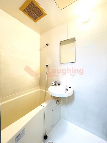 バス・シャワールーム　お風呂です