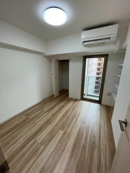 その他部屋・スペース　広くて明るい寝室