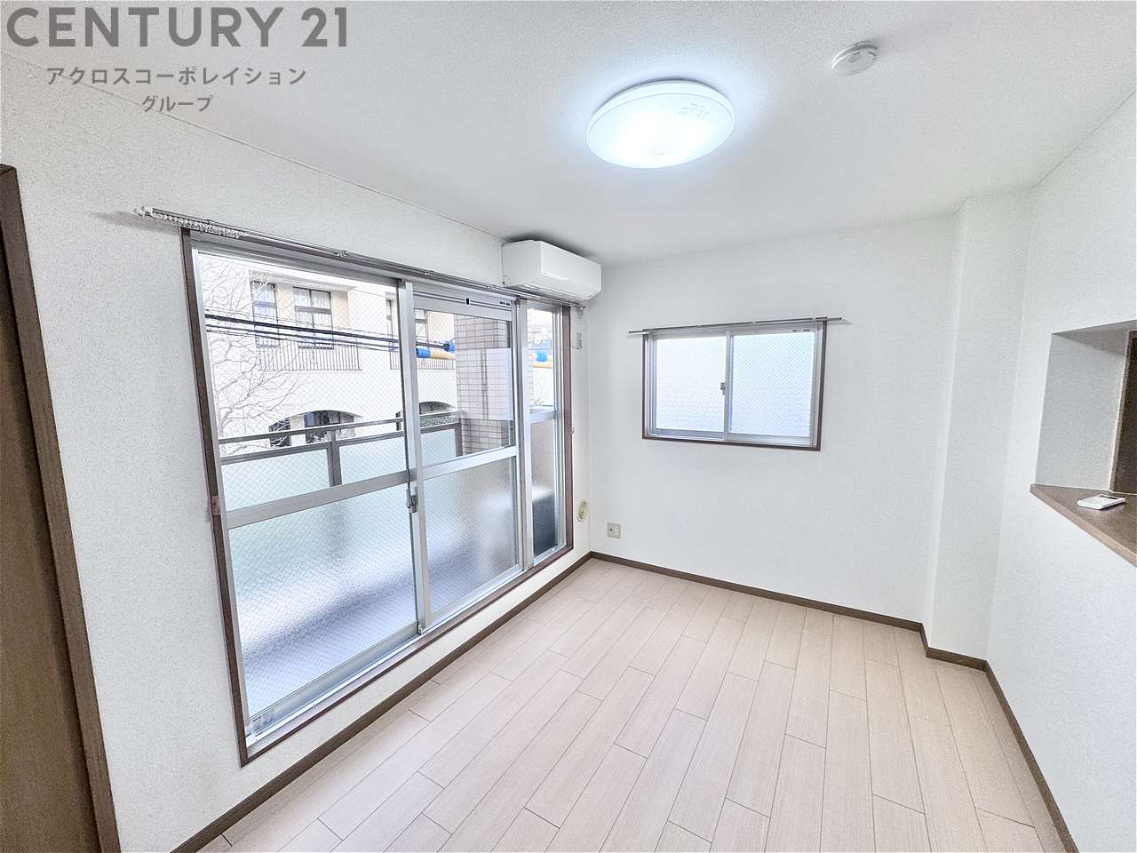 居室・リビング　明るいリビング