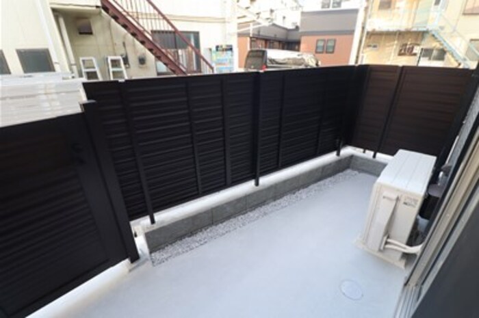 バルコニー　バルコニー