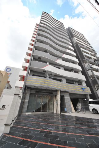 建物外観　セレニテ北久宝寺　外観